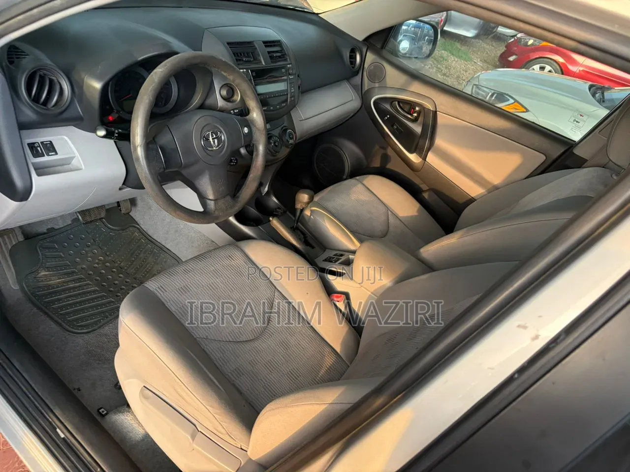 Toyota RAV4 2010 Brown