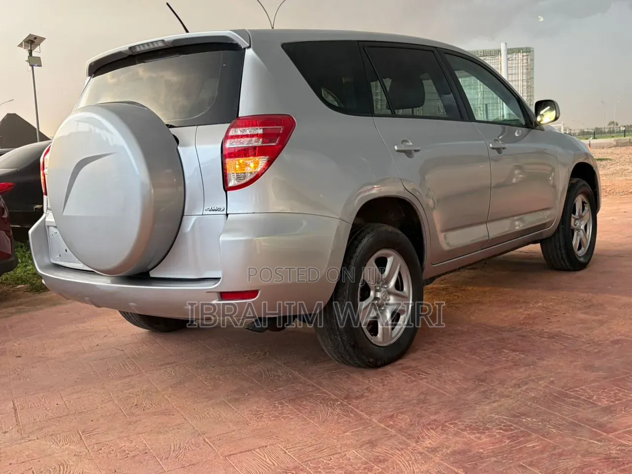 Toyota RAV4 2010 Brown