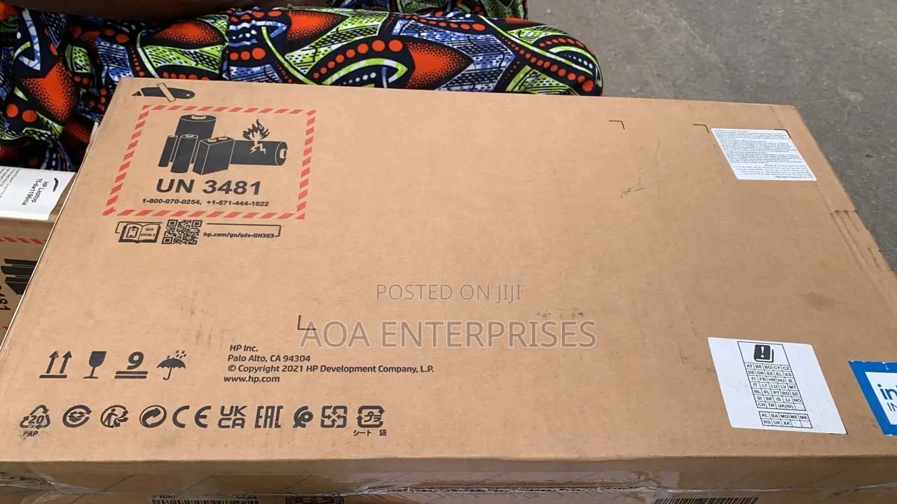 New Laptop HP 15 4GB Intel Core i3 HDD 1T
