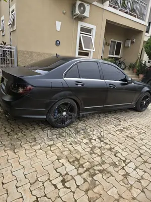Mercedes-Benz C350 2014 Matt Black