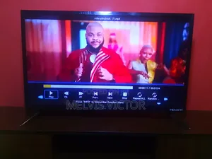 32 Inch TV