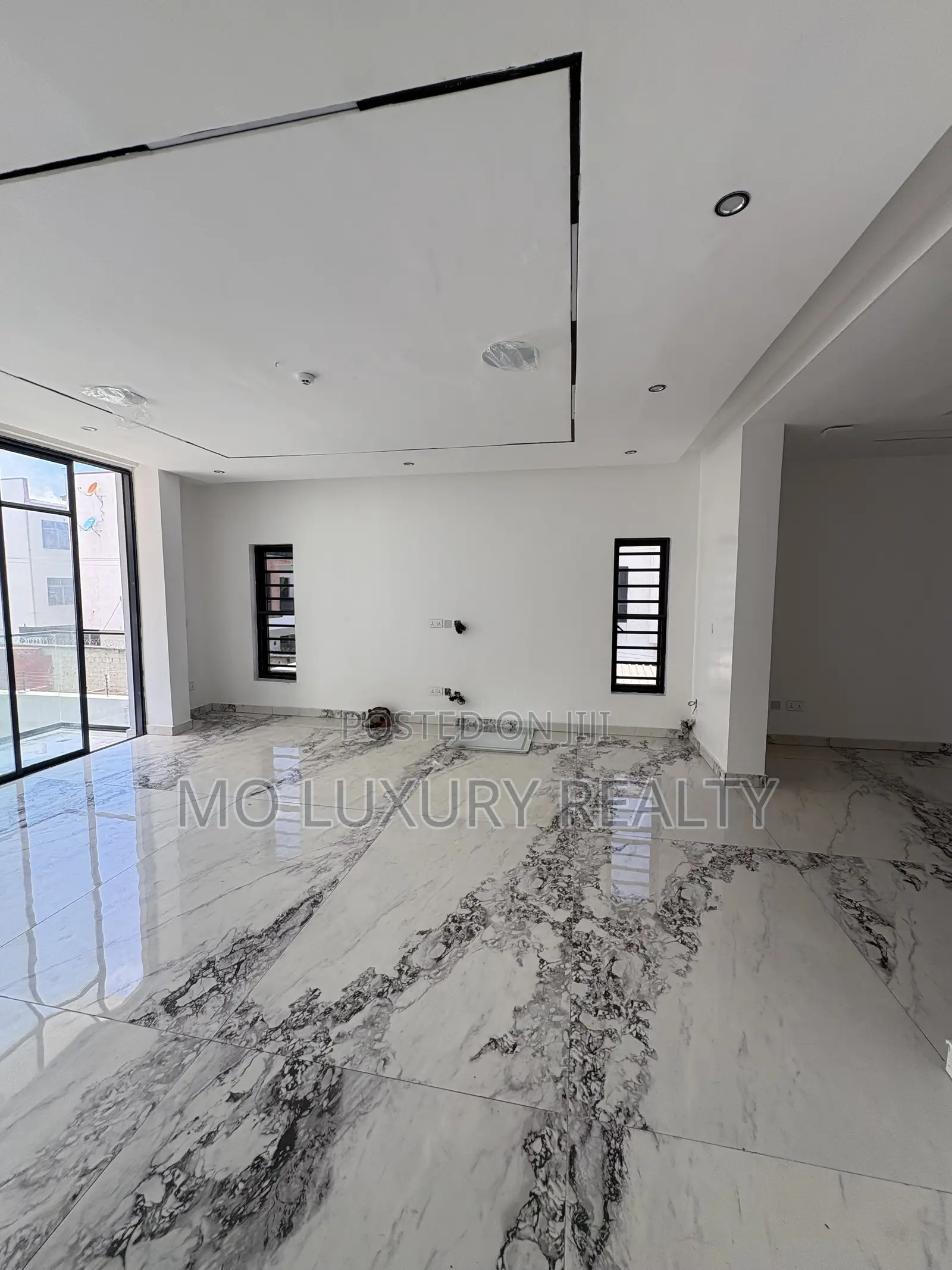 4 Bedroom Terrace Duplex With Elevator
