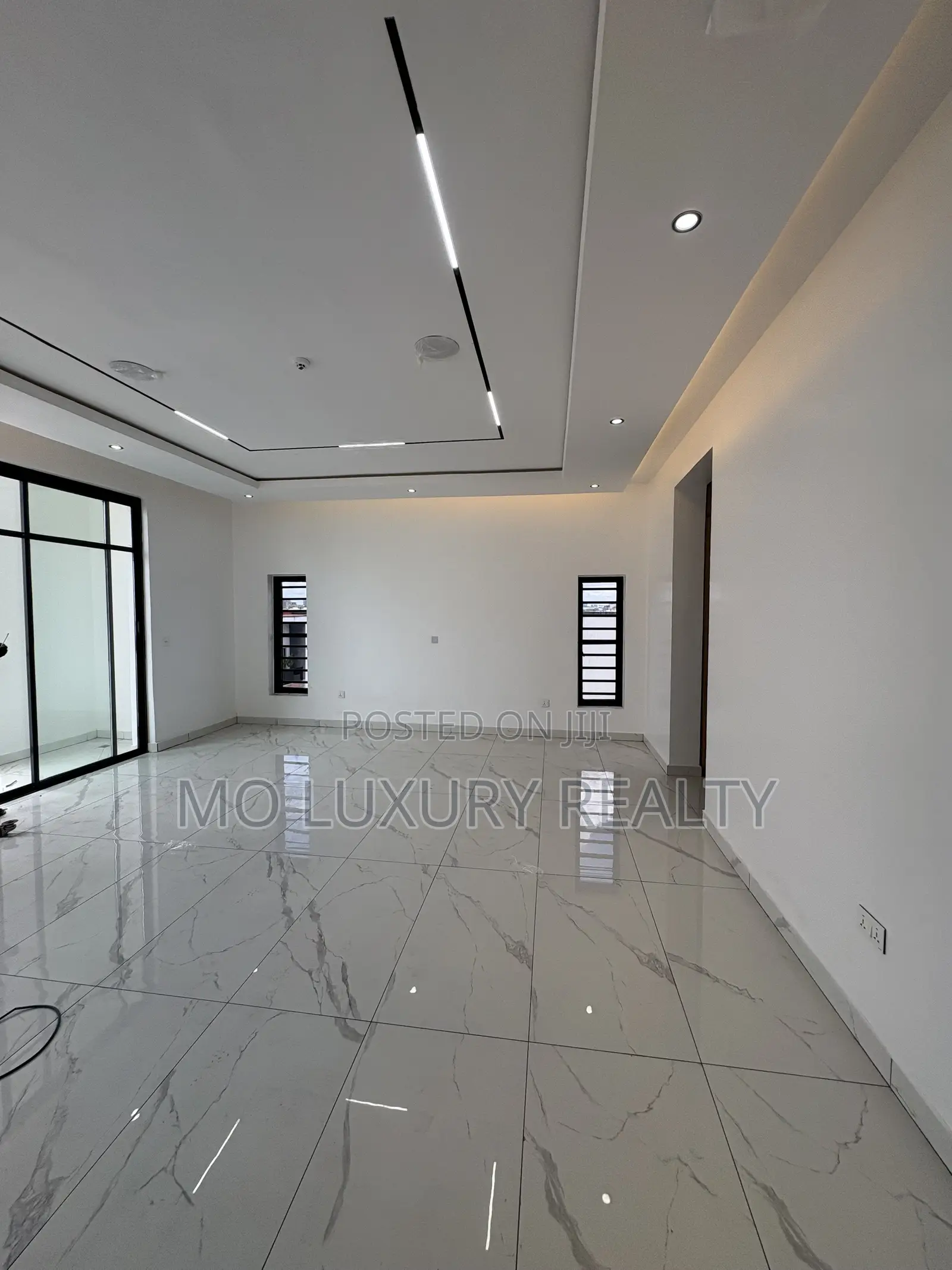 4 Bedroom Terrace Duplex With Elevator