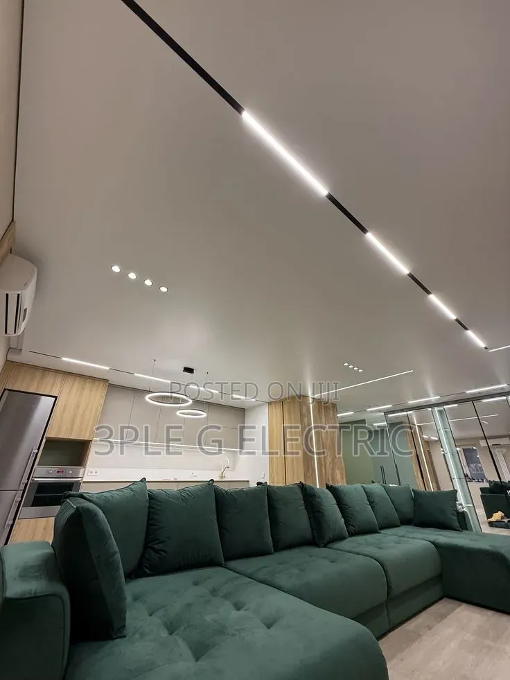 Modern Track Lighting System – Magnetic LED Ceiling Light