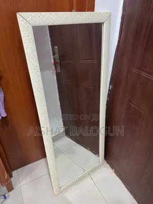Frame Mirror