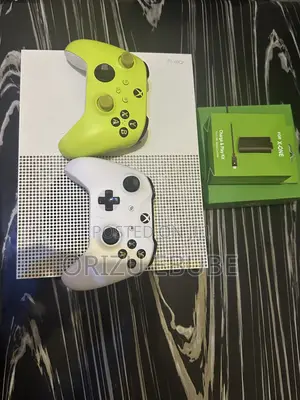 Xbox One X With 2 Pads and Battery Pack With 5 Games Etc FC26, NBA 24