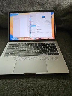 Laptop Apple MacBook Pro 2017 8GB Intel Core i5 SSD 500GB