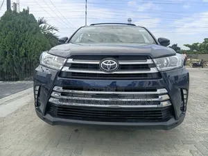 Toyota Highlander 2016 Blue