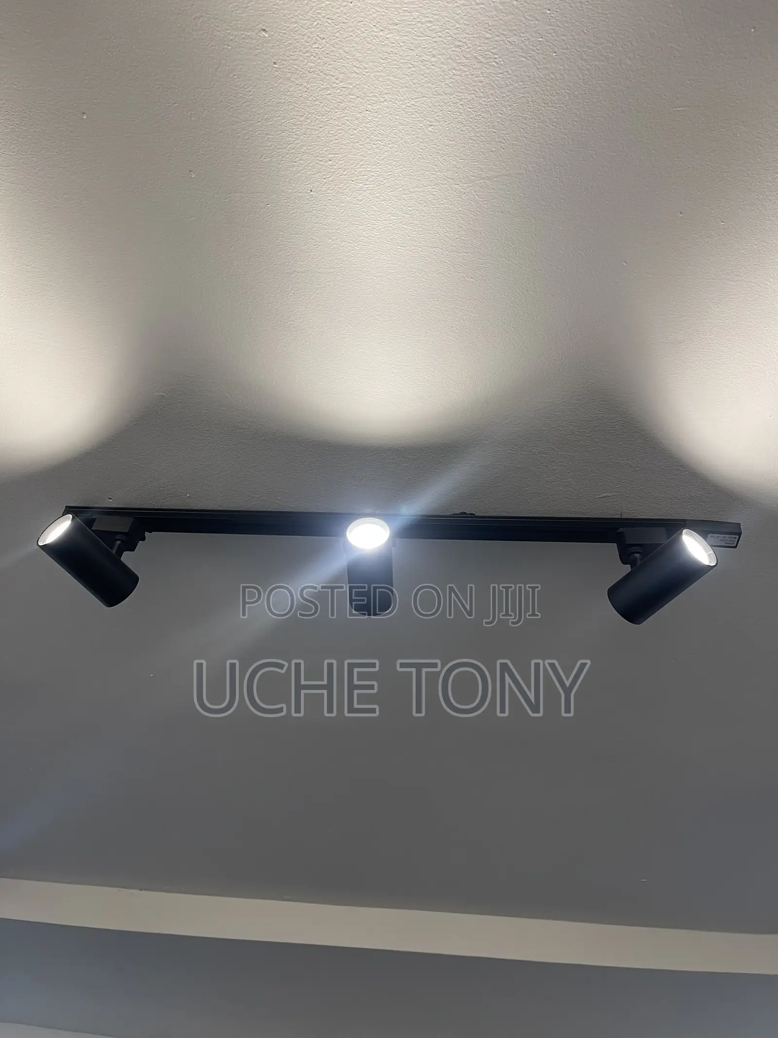 Set of 20w Warm White Track Light
