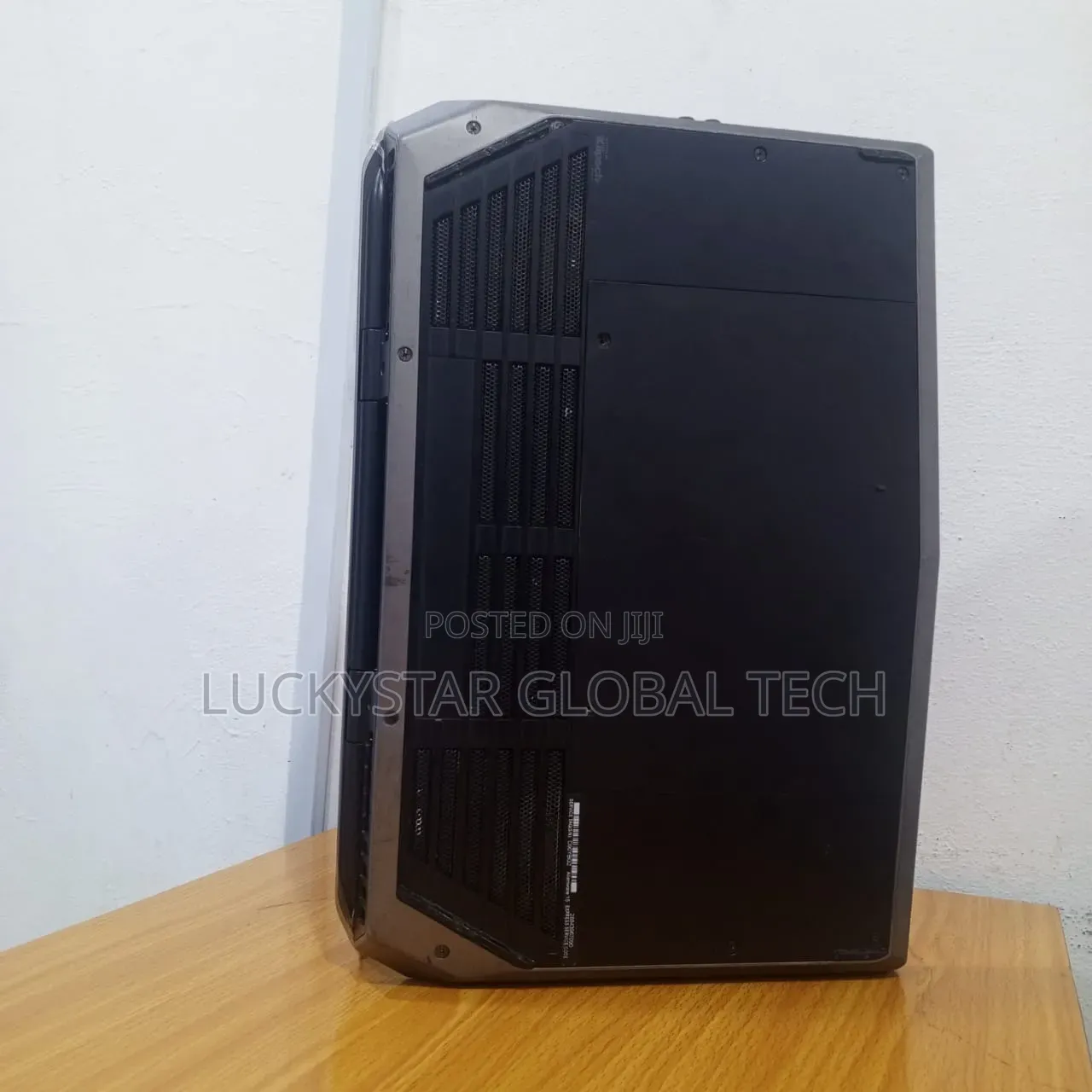 Laptop Dell Allenware M15 R5 24GB Intel Core i7 SSD 512GB