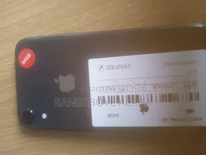 Apple iPhone XR 64 GB Gray