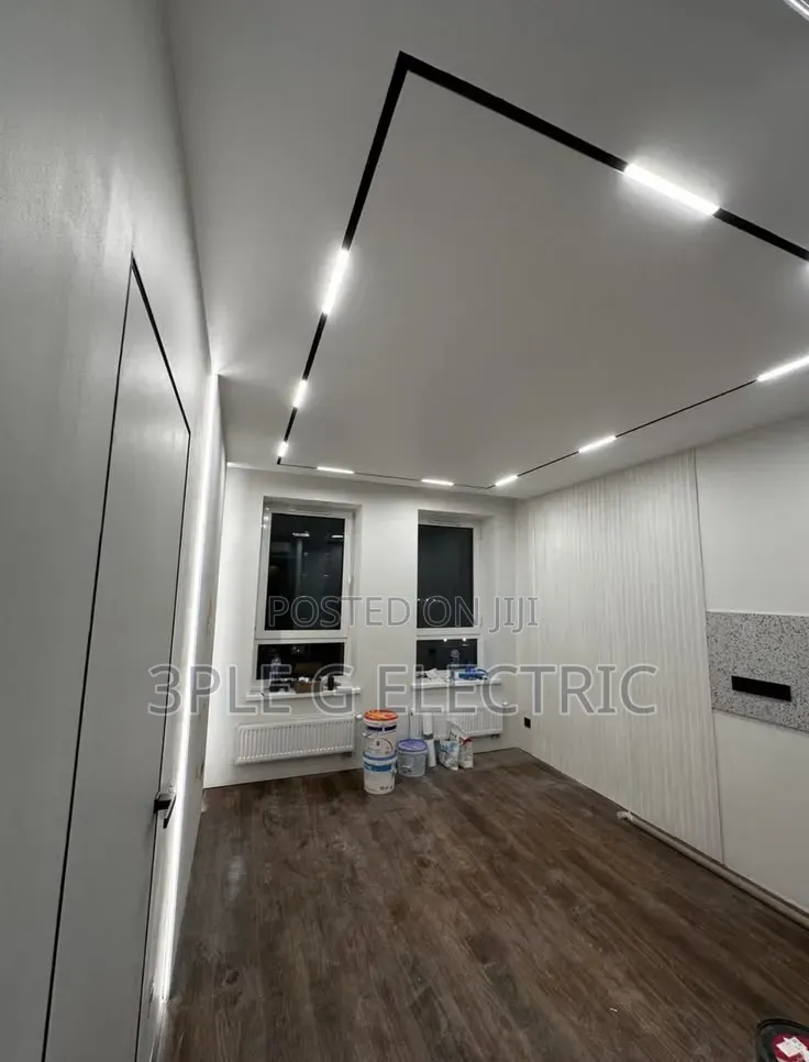 Magnetic Track Lighting for Office – Professional & Stylish