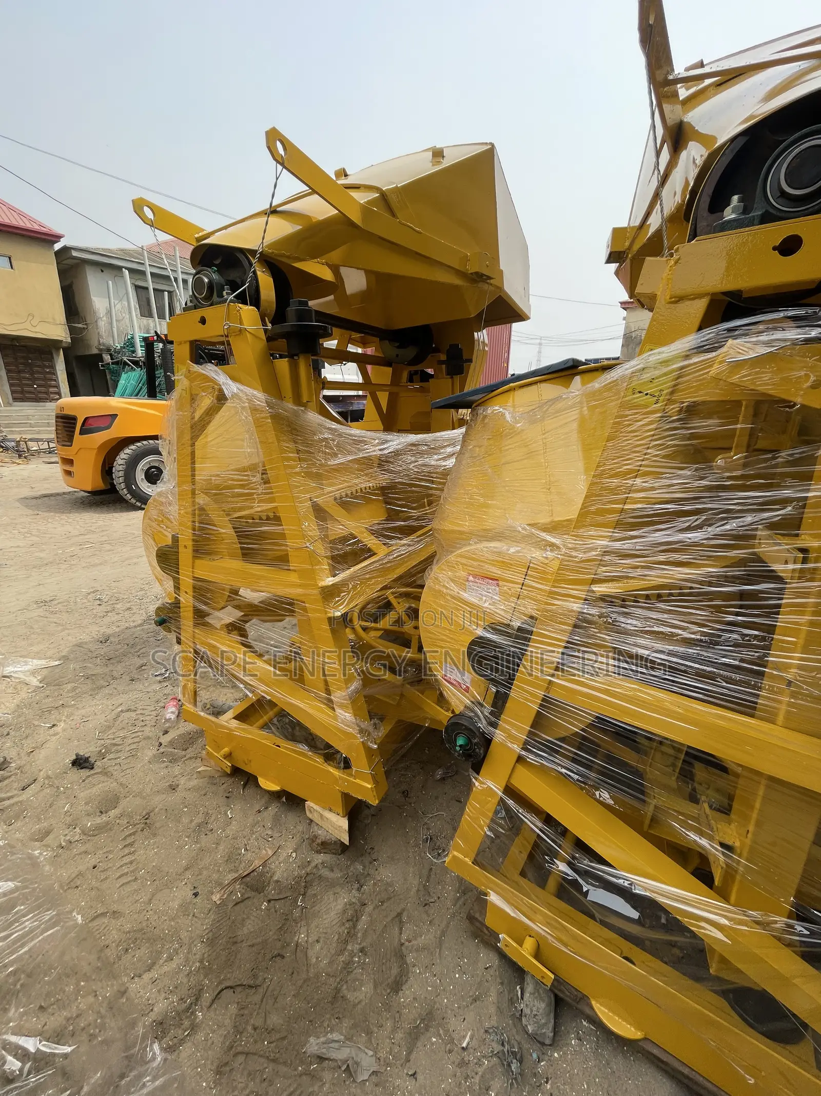 Concrete Mixer Self Loader With Lifting Hoist Barrow