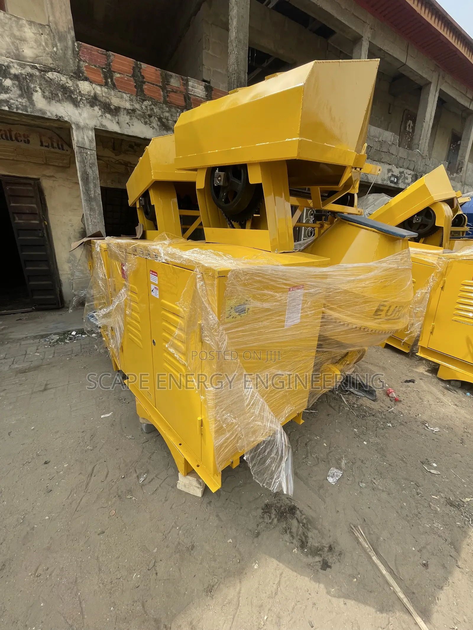 Concrete Mixer Self Loader With Lifting Hoist Barrow