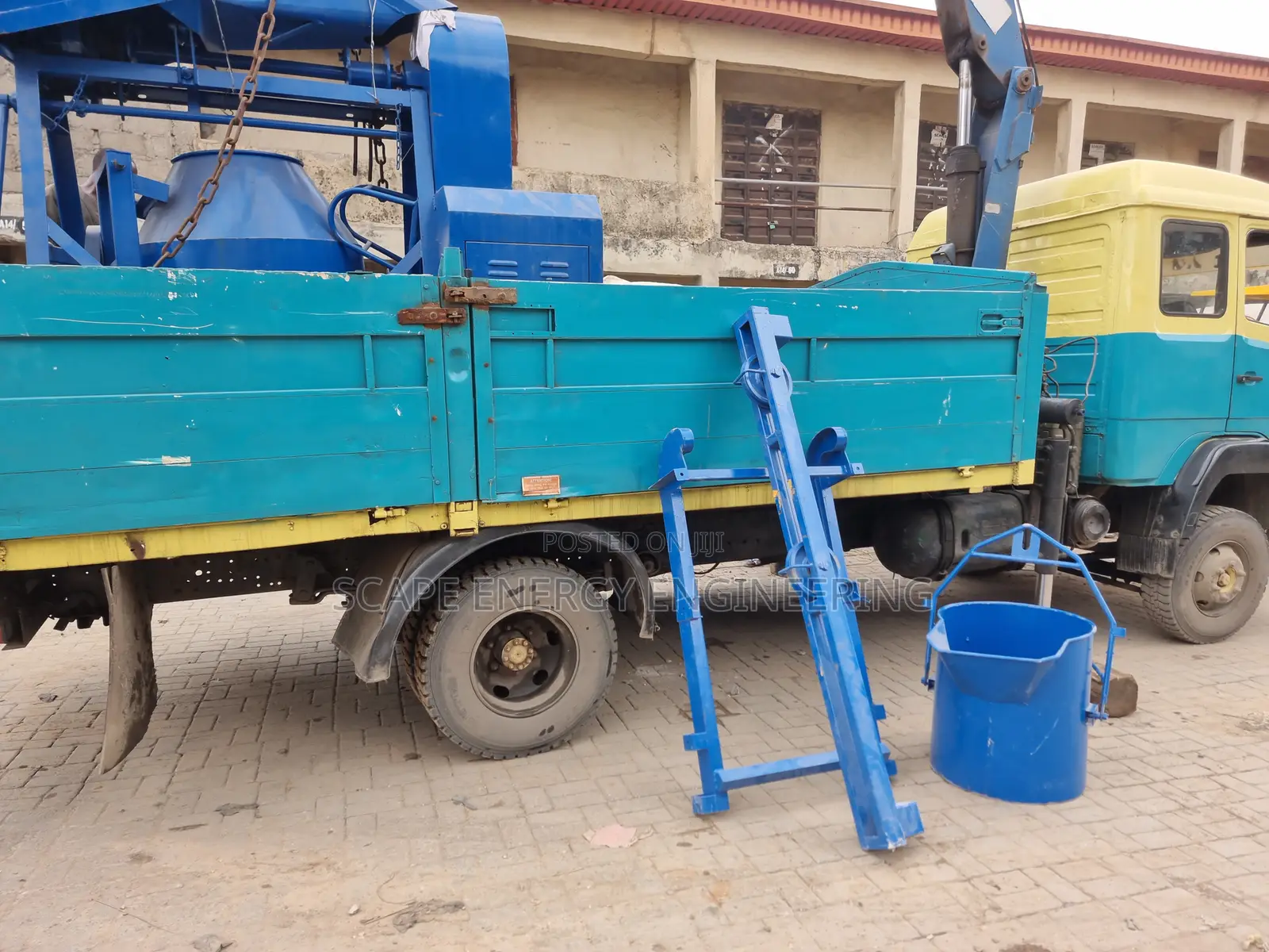 Concrete Mixer Self Loader With Lifting Hoist Barrow