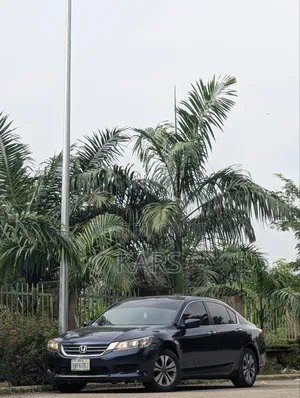 Toyota Camry XSE V6 FWD (3.5L 6cyl 8AM) 2018 Green