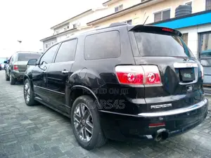 GMC Acadia 2012 Black