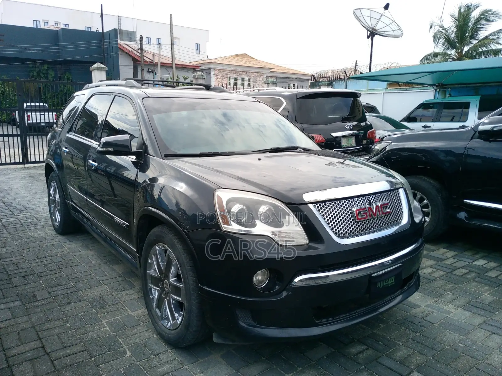 GMC Acadia 2012 Black