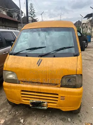 Suzuki APV Minibus 2005 Yellow
