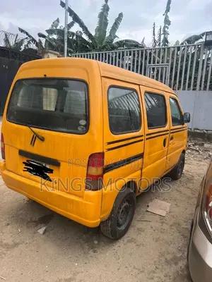 Suzuki APV Minibus 2005 Yellow