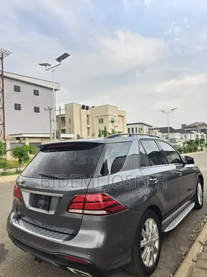 Mercedes-Benz GLE-Class GLE 400 4MATIC 2017 Gray