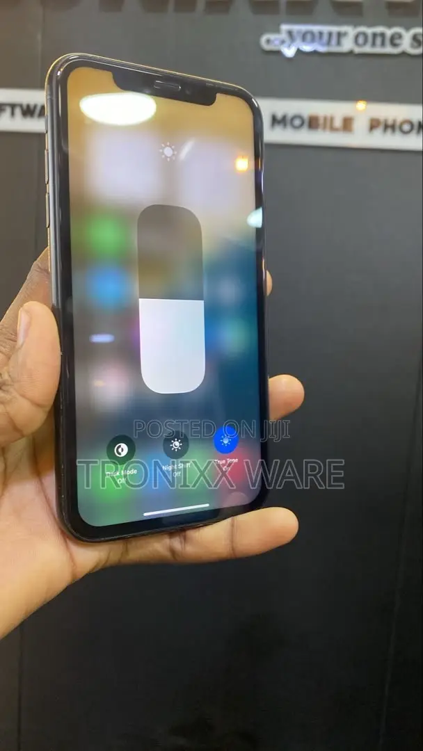 Apple iPhone XR 64 GB Black