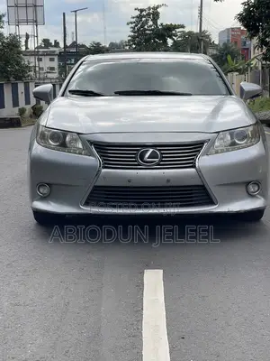 Lexus ES 2014 White