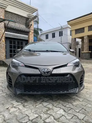 Toyota Corolla 2019 Brown