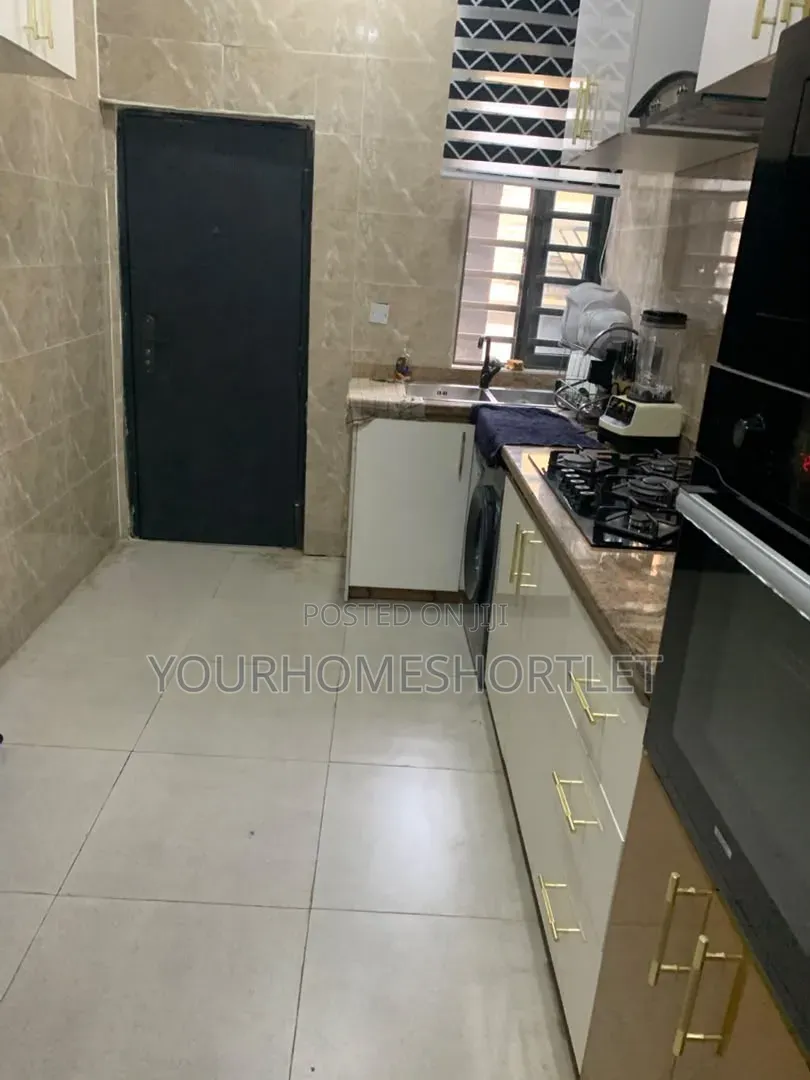 Standard 4 Bedroom Self Compound