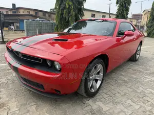 Dodge Challenger GT AWD 2017 Red