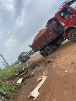 Full 20tons of Red Filling