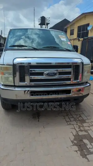 Ford E250 2008 White
