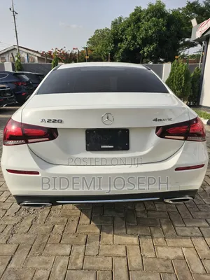 Mercedes-Benz A-Class A 220 4MATIC 2022 White