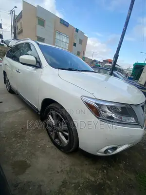 Nissan Pathfinder Platinum 4dr SUV 4WD (3.5L 6cyl CVT) 2015 Off white
