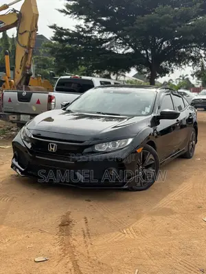 Honda Civic EX 4dr Hatchback (1.5L 4cyl) 2017 Black