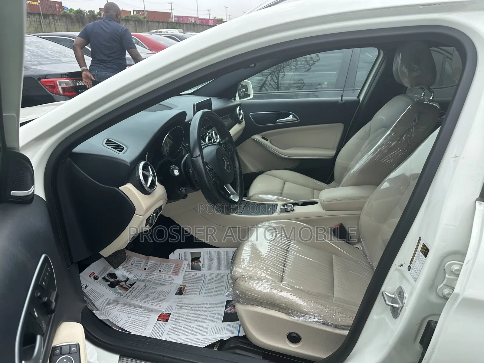 Mercedes-Benz GLA 250 2016 White