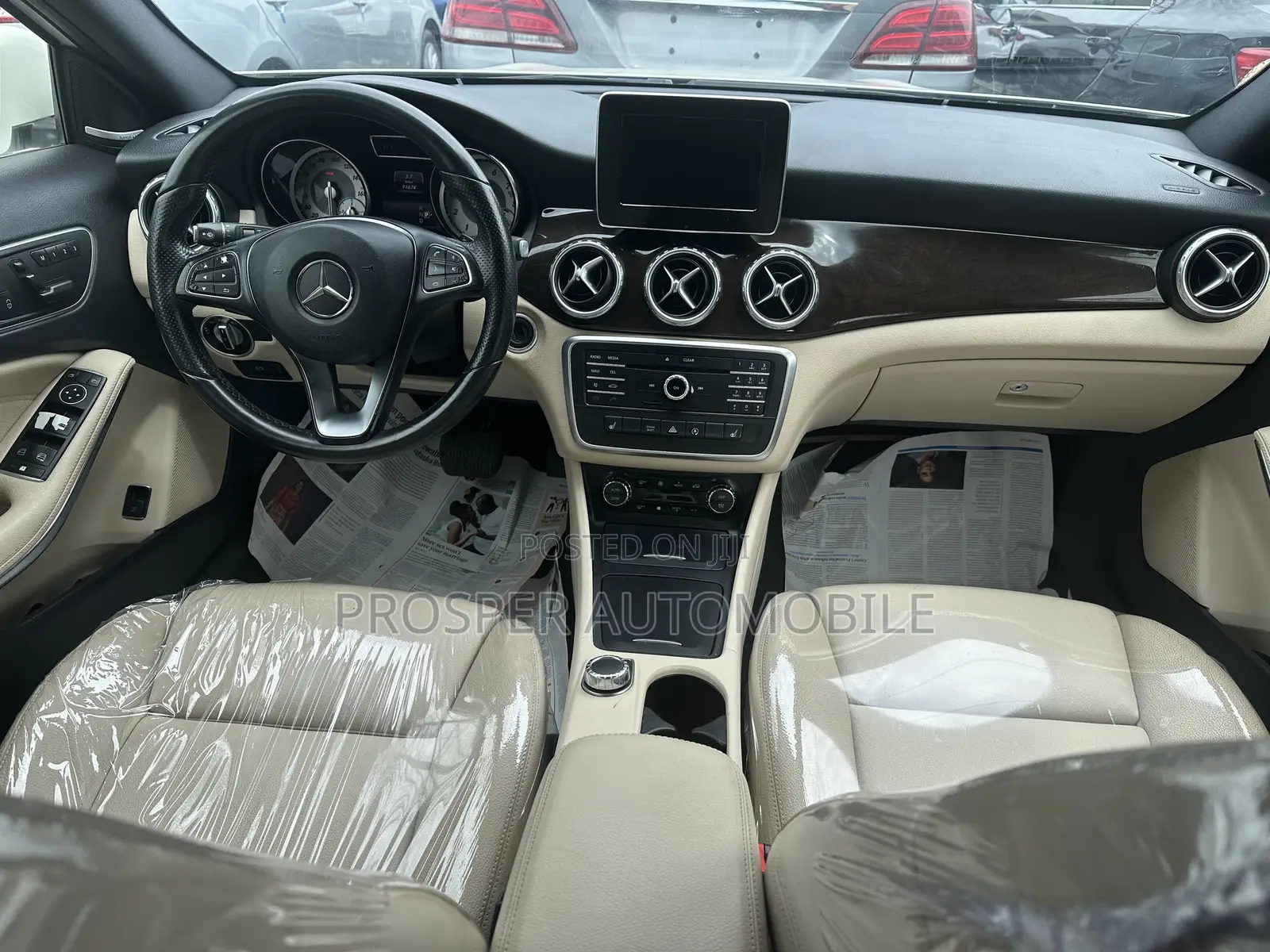 Mercedes-Benz GLA 250 2016 White