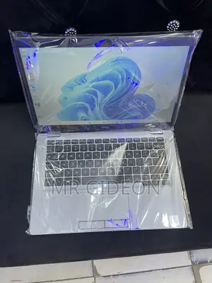 Laptop Dell Latitude 5310 8GB Intel Core i5 SSD 256GB