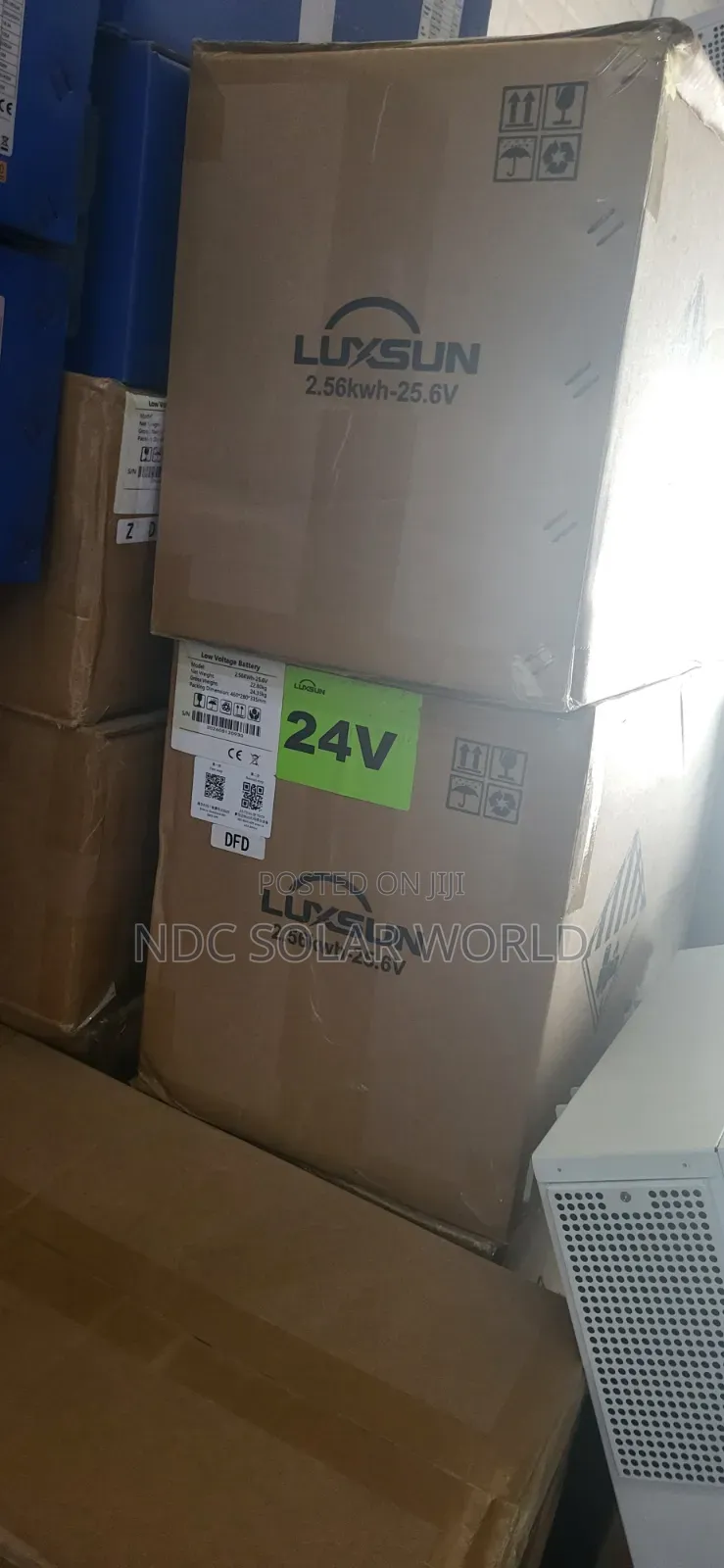 2,56kw Luxsun Solar Lithium Battery 24v