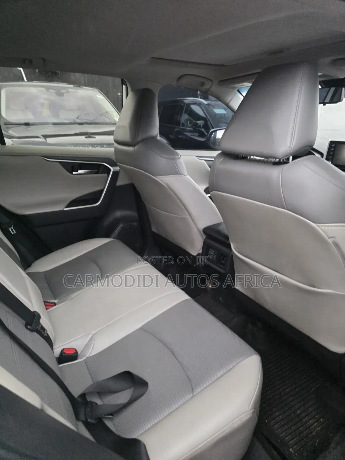 Toyota RAV4 2019 White