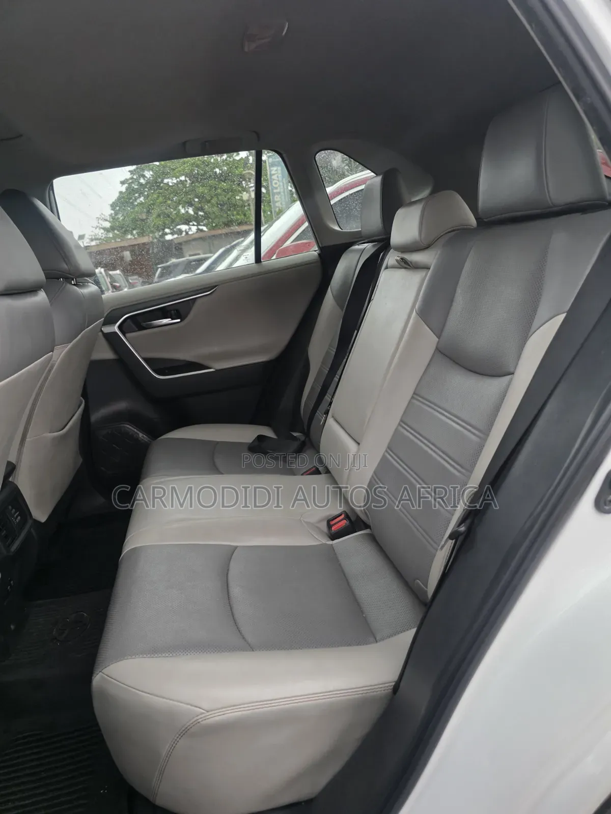 Toyota RAV4 2019 White