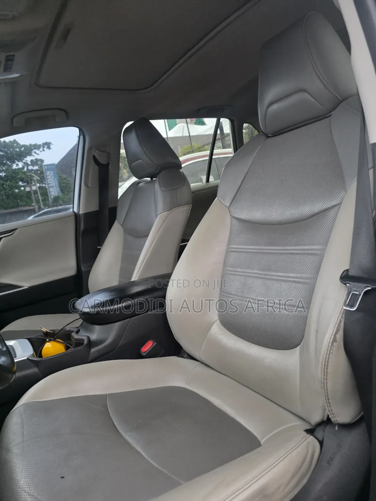 Toyota RAV4 2019 White