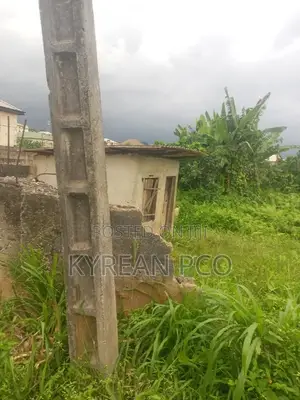 2 Plots at First Gate Odogunyan