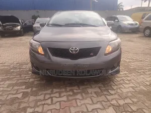 Toyota Corolla S 4dr Sedan (1.8L 4cyl 4A) 2009 Gray