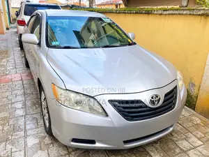 Toyota Camry 2009 Gray