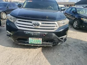 Toyota Highlander Limited 2011 Black