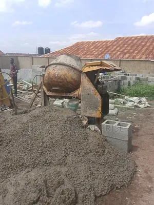 Concrete & Vibrator for Hiring