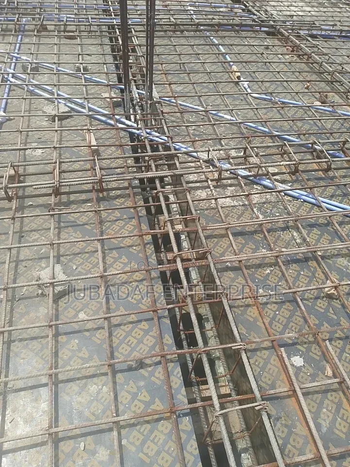 Concrete & Vibrator for Hiring