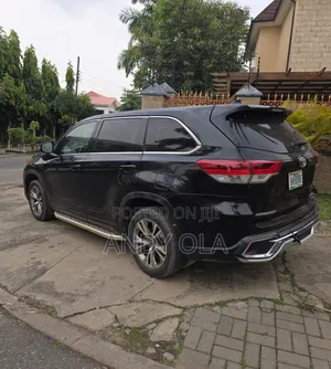 Toyota Highlander 2016 Black