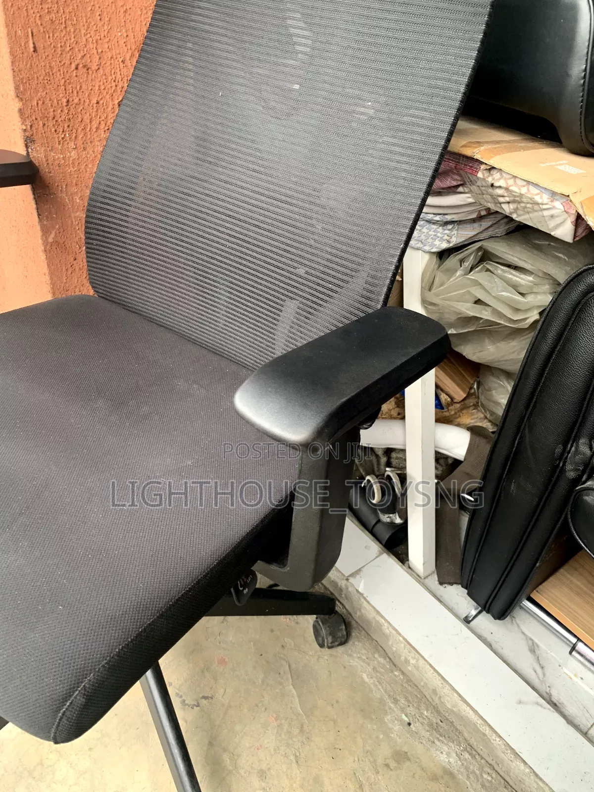 Standard Office Chairs